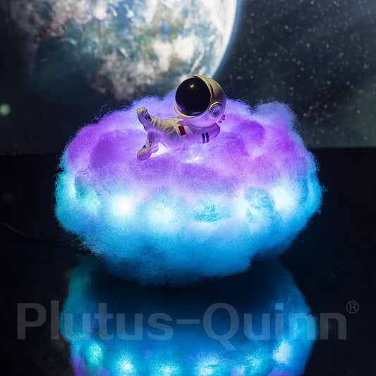 Plutus-Quinn™ Chillin' Astronaut Cloud Light