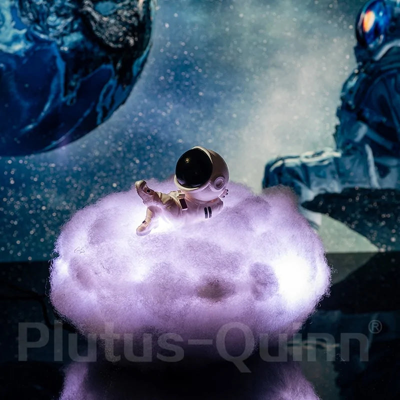 Plutus-Quinn™ Chillin' Astronaut Cloud Light